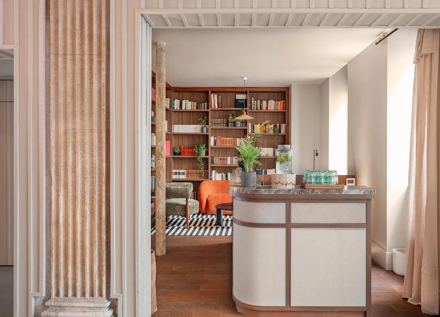 Belleval 4* Paris
