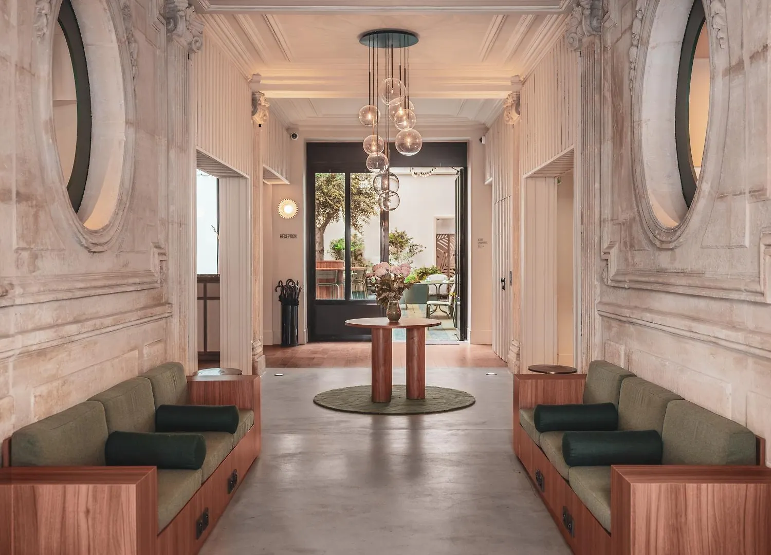 Belleval 4* Paris